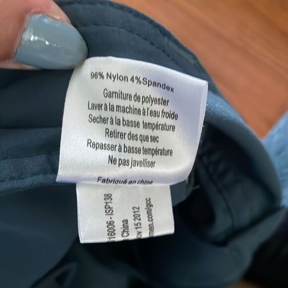 Isis Gray Hiking Capris Sz 4 - Picture 12 of 12